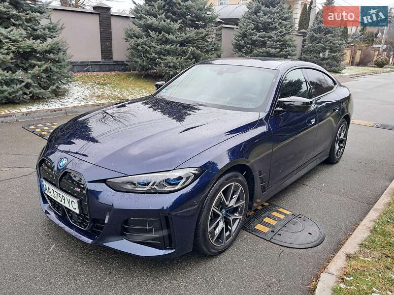 BMW i4 2023