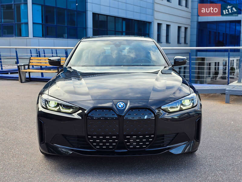 Купе BMW i4 2023 в 