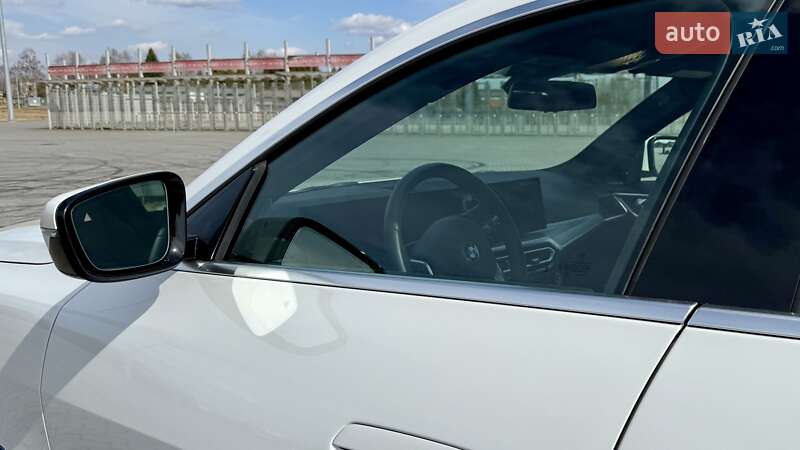 Купе BMW i4 2023 в Львові