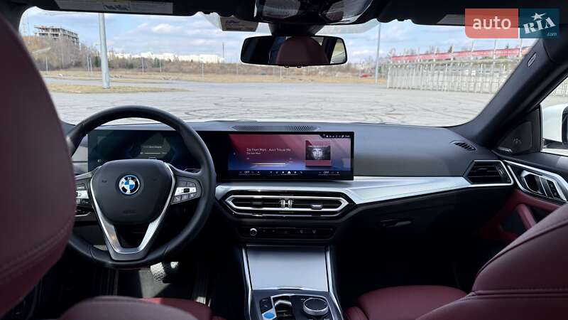 Купе BMW i4 2023 в Львові