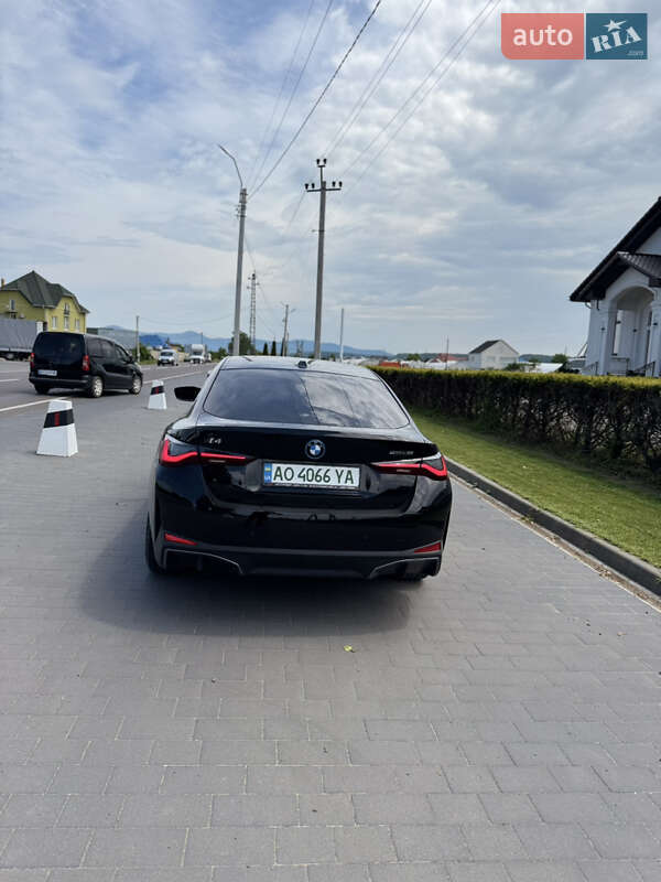 Купе BMW i4 2023 в Иршаве