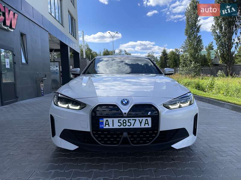 Купе BMW i4 2022 в Киеве