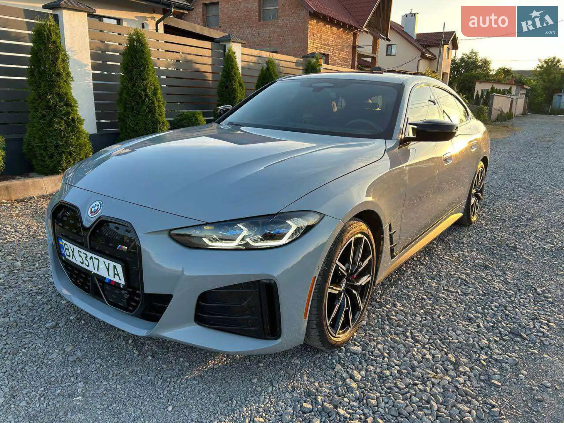 2022 BMW i4 - фото 1
