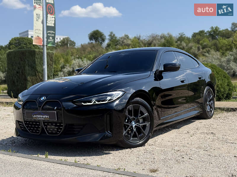BMW i4 2023