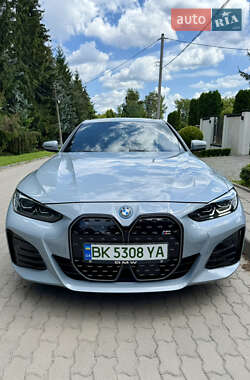 Купе BMW i4 2022 в Львові