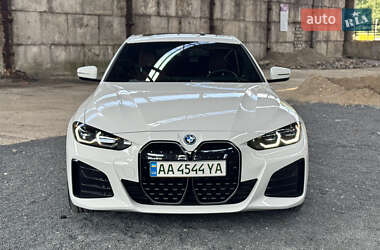 Купе BMW i4 2022 в Львове