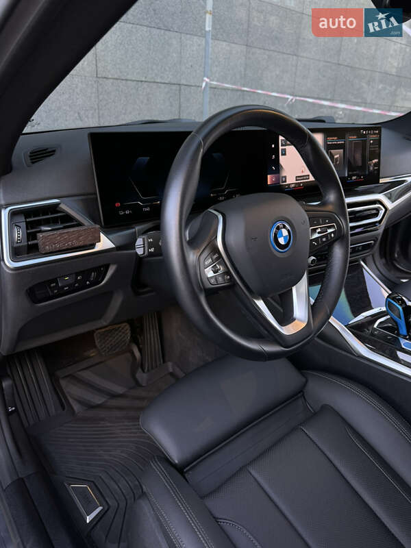 Купе BMW i4 2022 в Киеве