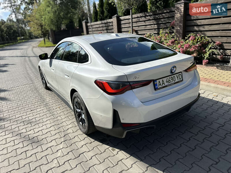 Купе BMW i4 2023 в Киеве