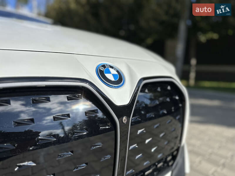 Купе BMW i4 2023 в Киеве