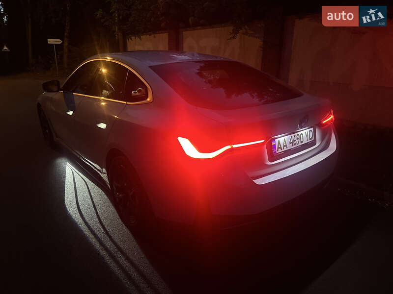 Купе BMW i4 2023 в Киеве