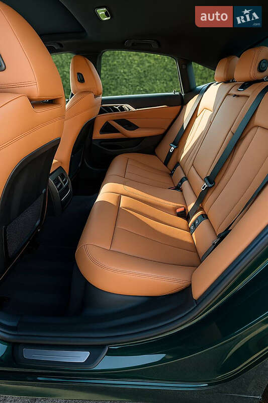 Купе BMW i4 2023 в Дніпрі