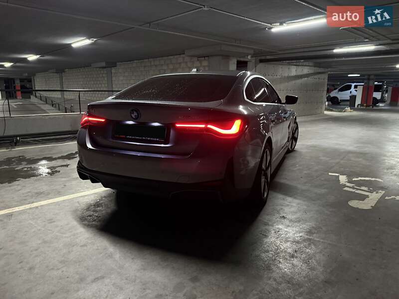 Купе BMW i4 2023 в Львове