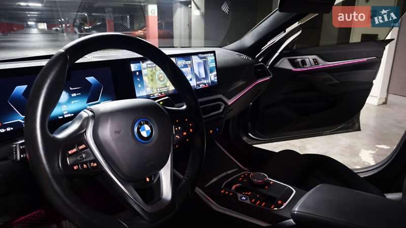 Купе BMW i4 2023 в Львове