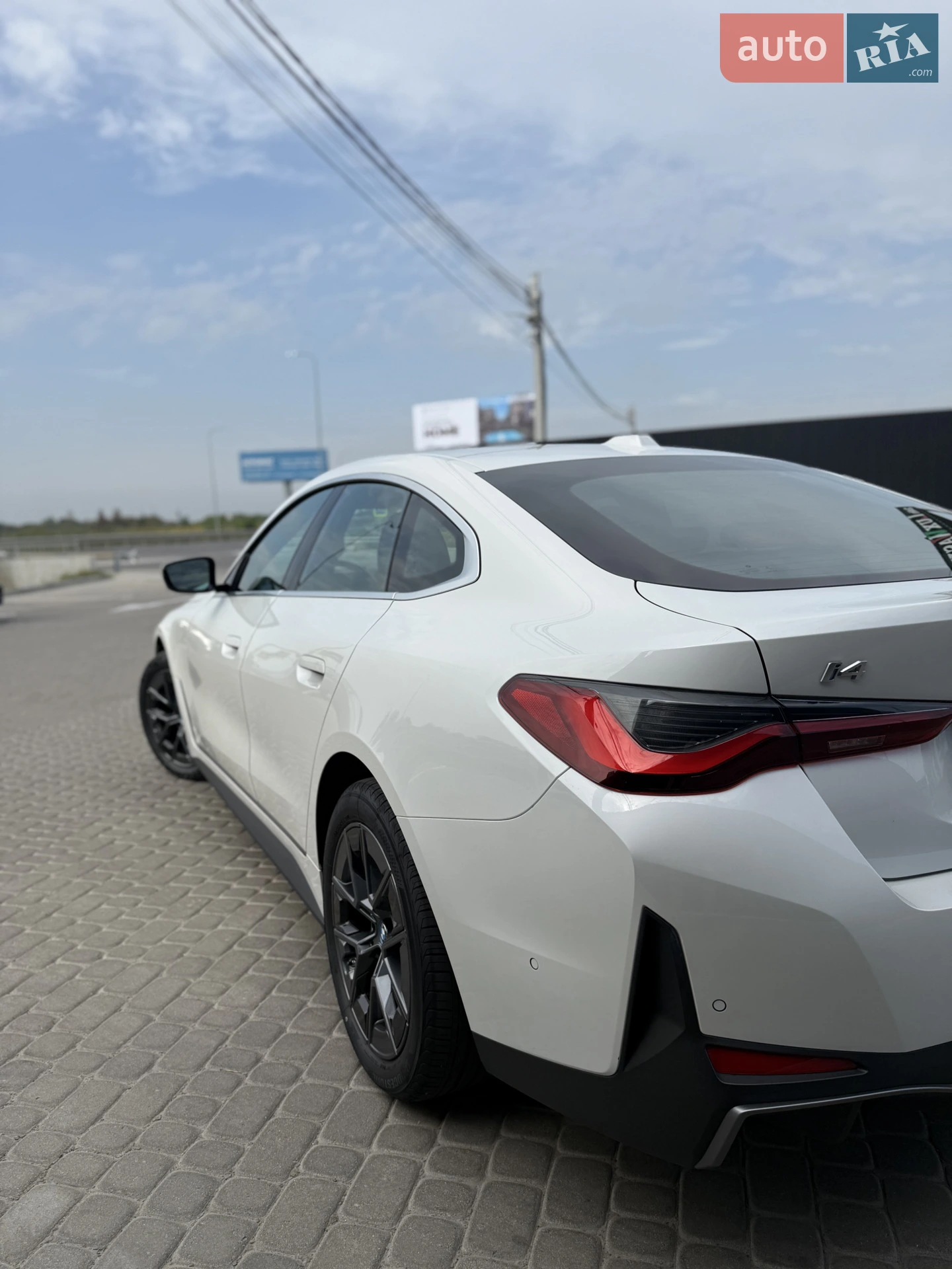 2023 BMW i4 - мініатюра 14