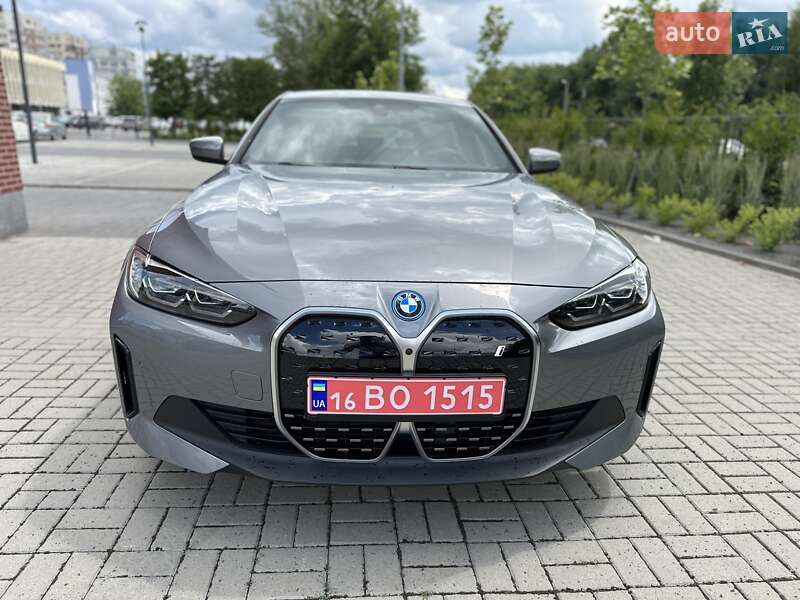 Купе BMW i4 2023 в Львові