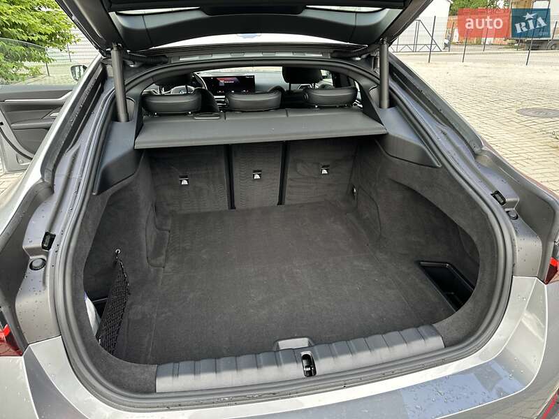 Купе BMW i4 2023 в Львові