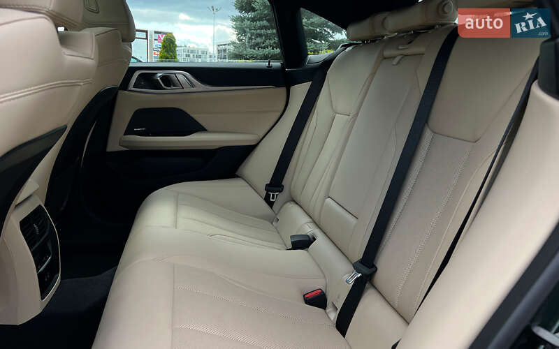 Купе BMW i4 2023 в Львове