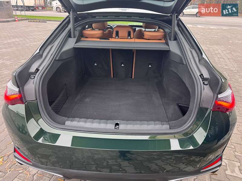 Купе BMW i4 2023 в Киеве фото 9 Купе BMW i4 2023 в Киеве