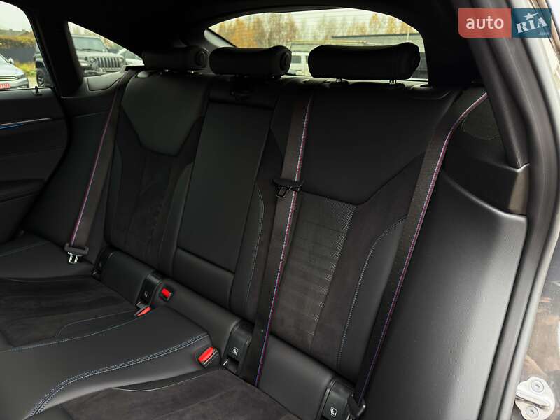 Купе BMW i4 2022 в Луцке фото 64 Купе BMW i4 2022 в Луцке