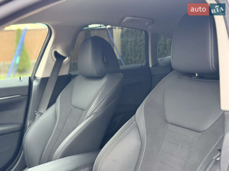 Купе BMW i4 2023 в Луцьку фото 39 Купе BMW i4 2023 в Луцьку