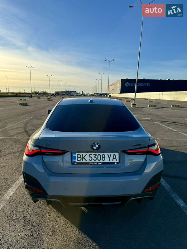 Купе BMW i4 2022 в Львове