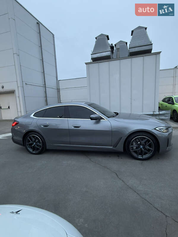 Купе BMW i4 2023 в Киеве фото 10 Купе BMW i4 2023 в Киеве
