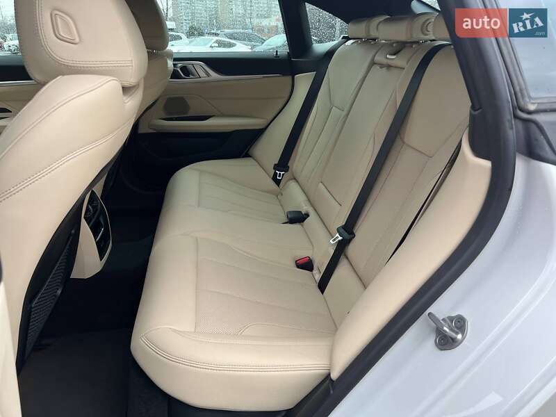 Купе BMW i4 2023 в Киеве