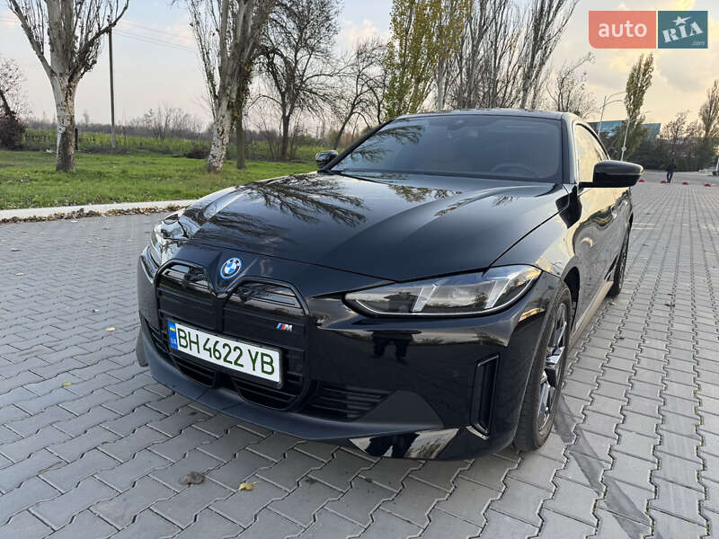 Купе BMW i4 2024 в Измаиле