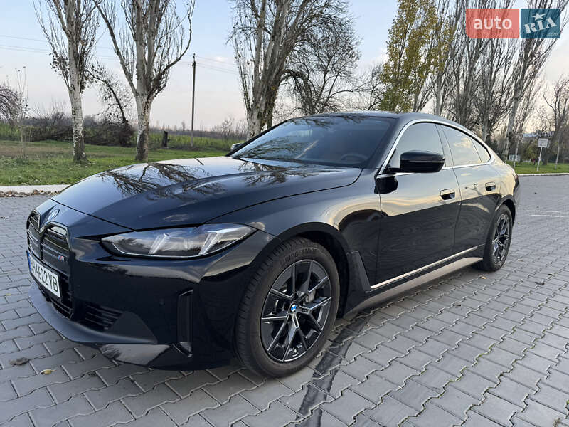 Купе BMW i4 2024 в Измаиле