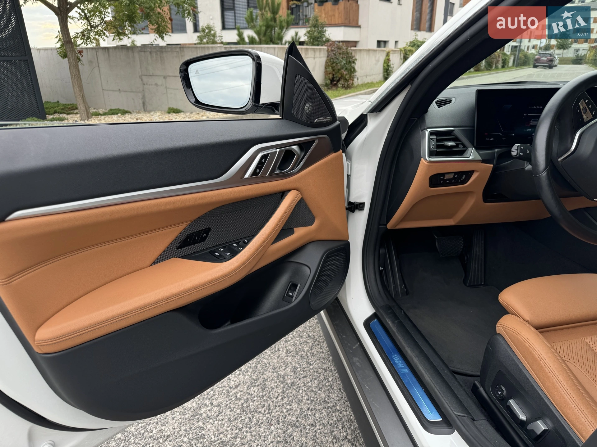 2023 BMW i4 - мініатюра 9