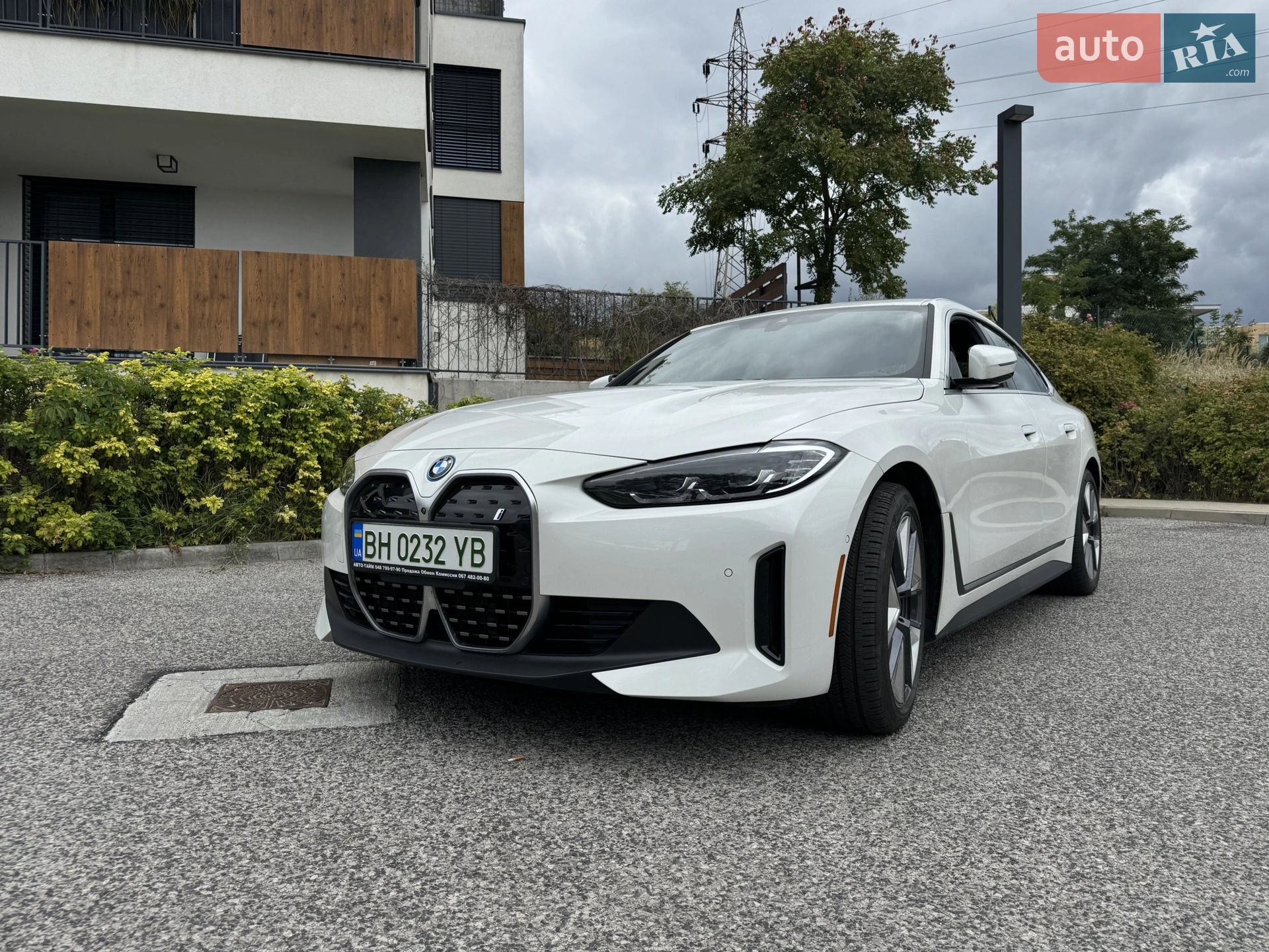 2023 BMW i4 - фото 1