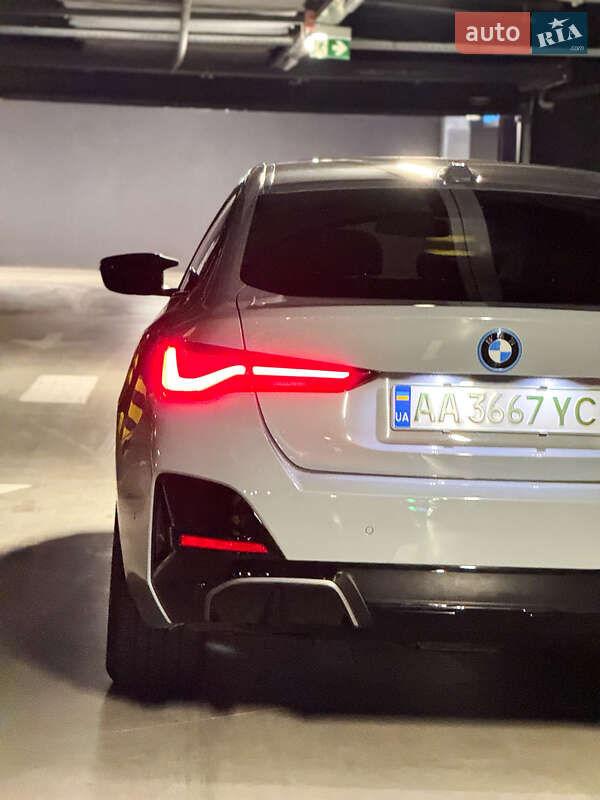 Купе BMW i4 2023 в Киеве фото 19 Купе BMW i4 2023 в Киеве