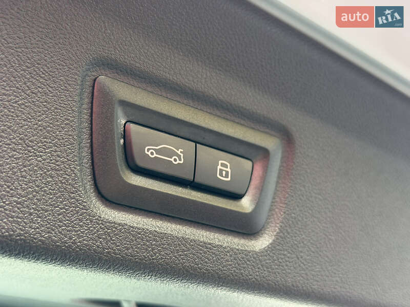 Купе BMW i4 2024 в Киеве фото 28 Купе BMW i4 2024 в Киеве