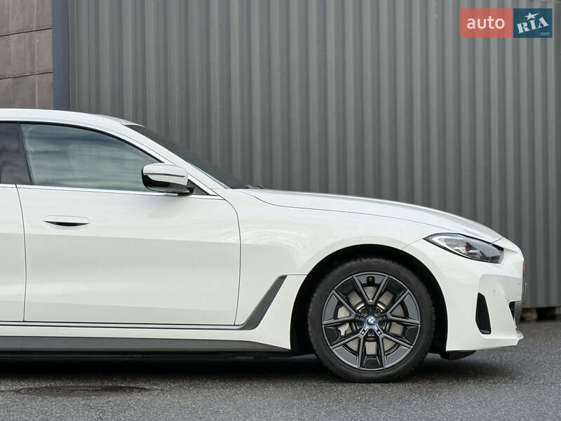 Купе BMW i4 2022 в Киеве фото 15 Купе BMW i4 2022 в Киеве