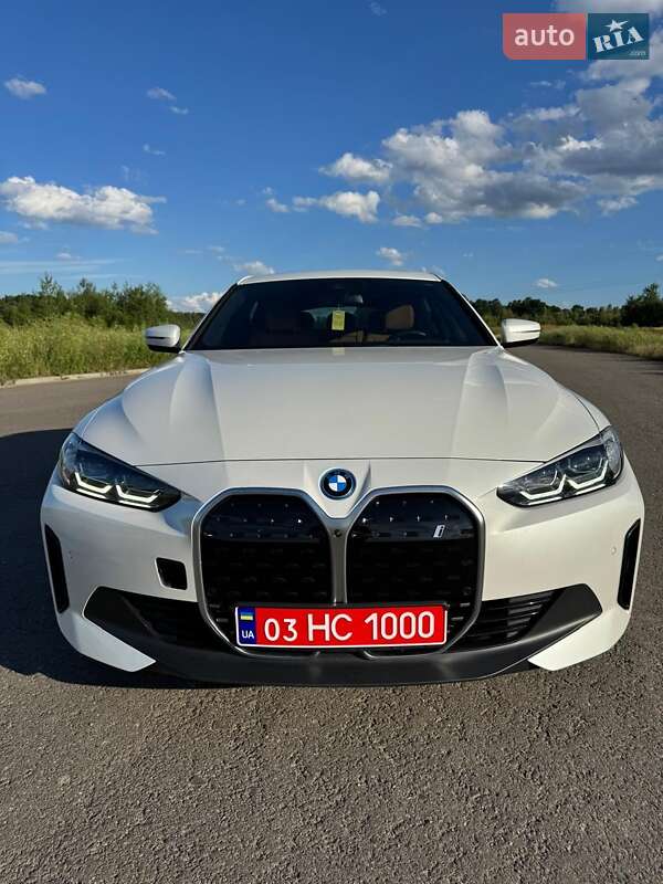 BMW i4 2023