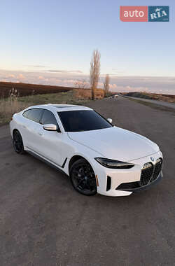 Купе BMW i4 2023 в Одесі