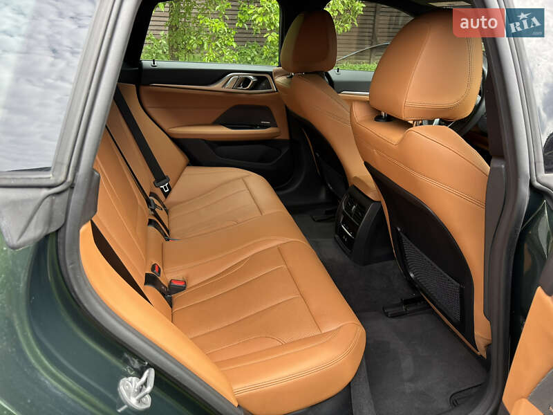 Купе BMW i4 2022 в Львове