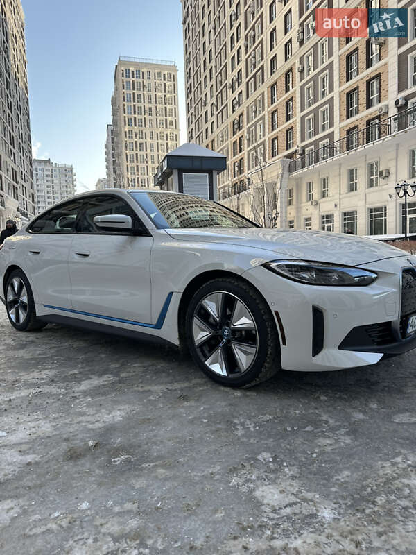 Купе BMW i4 2022 в Киеве