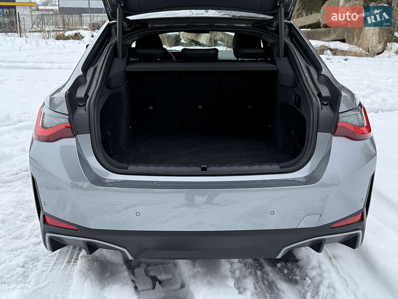 Купе BMW i4 2022 в Самборе