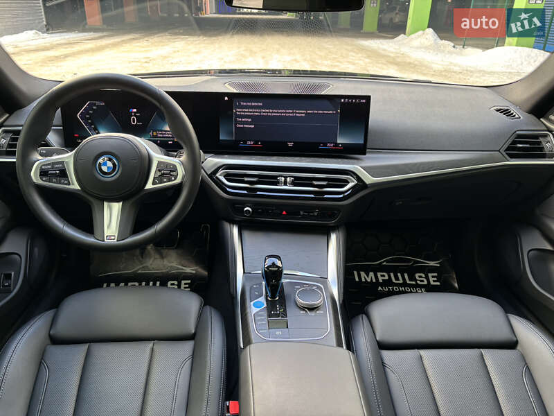 Купе BMW i4 2022 в Києві фото 27 Купе BMW i4 2022 в Києві