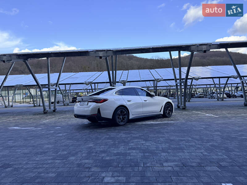 Купе BMW i4 2024 в Львове