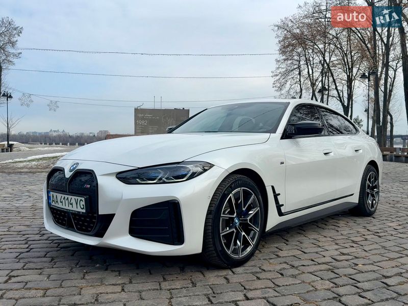 Купе BMW i4 2024 в Києві