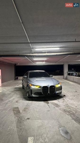 Купе BMW i4 2024 в Львове