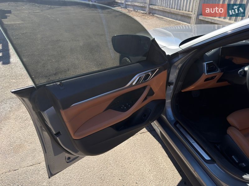 Купе BMW i4 2022 в Киеве