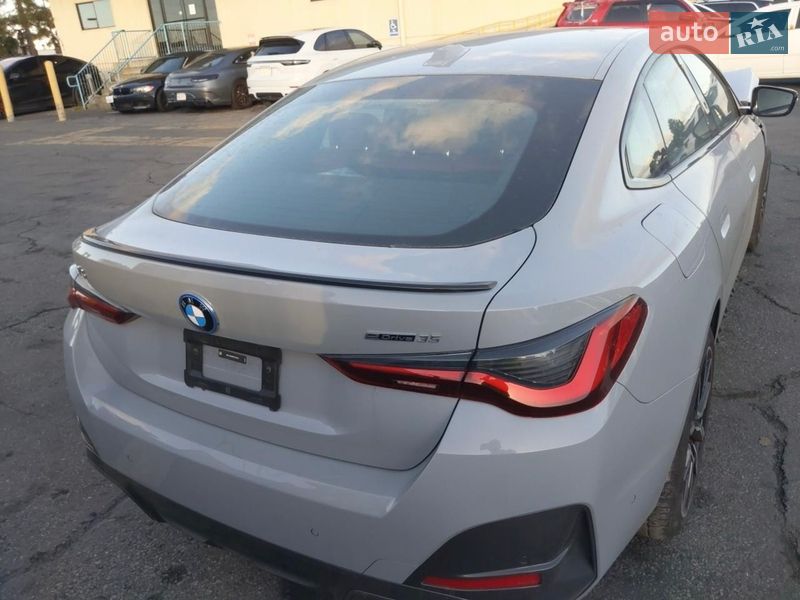 Купе BMW i4 2024 в Киеве