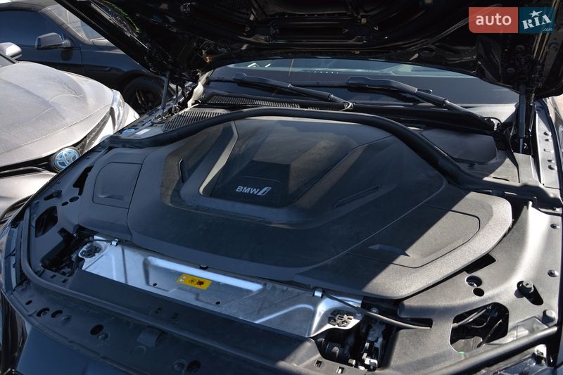 Купе BMW i4 2024 в Києві