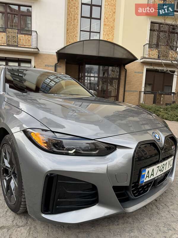 Купе BMW i4 2023 в Киеве
