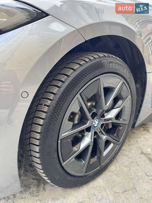 Купе BMW i4 2023 в Киеве