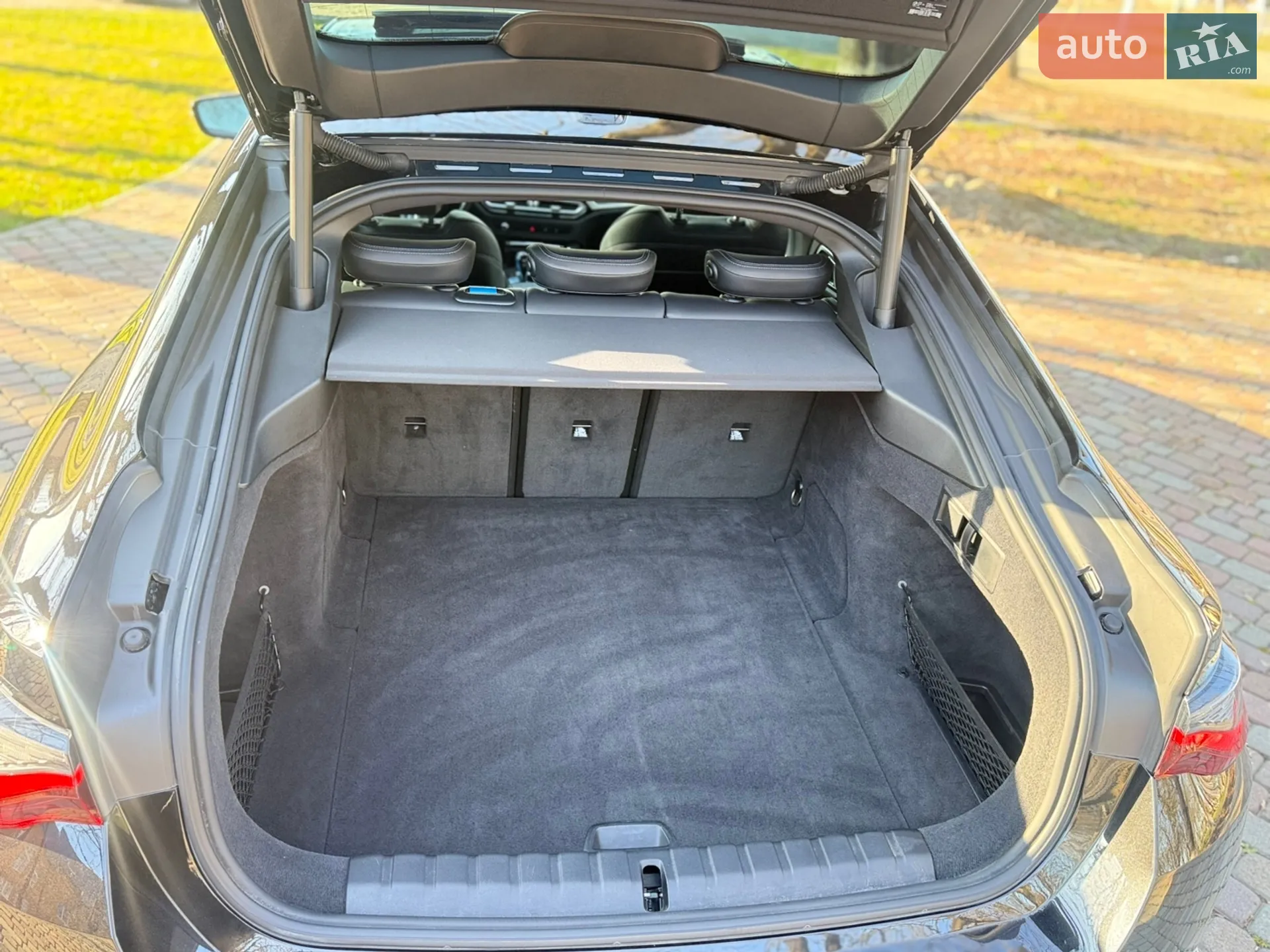2022 BMW i4 - мініатюра 9