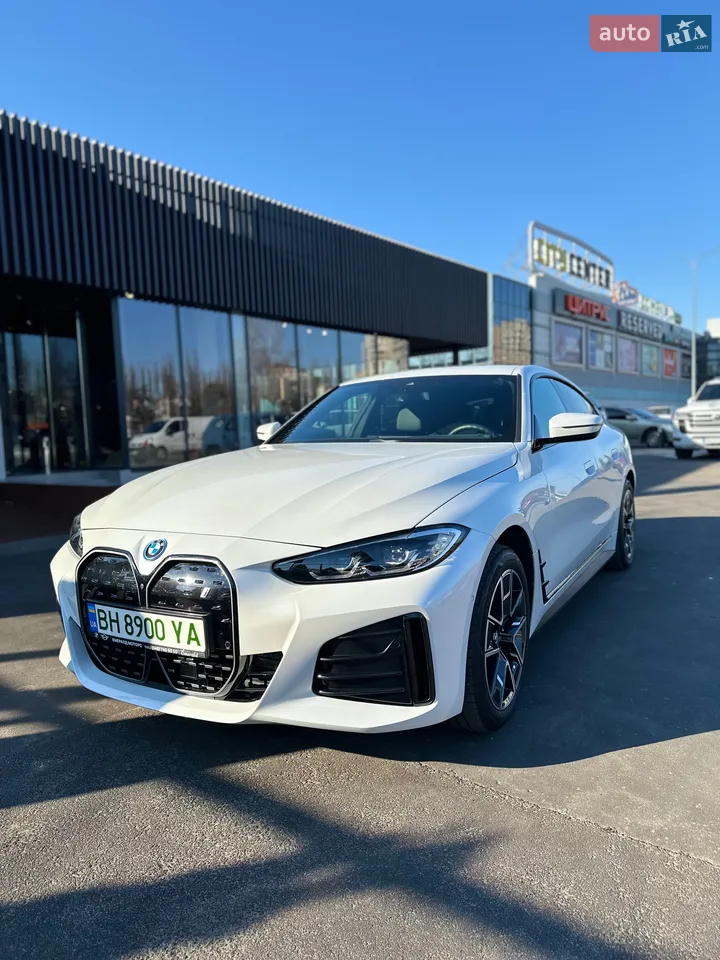 2023 BMW i4 - мініатюра 19